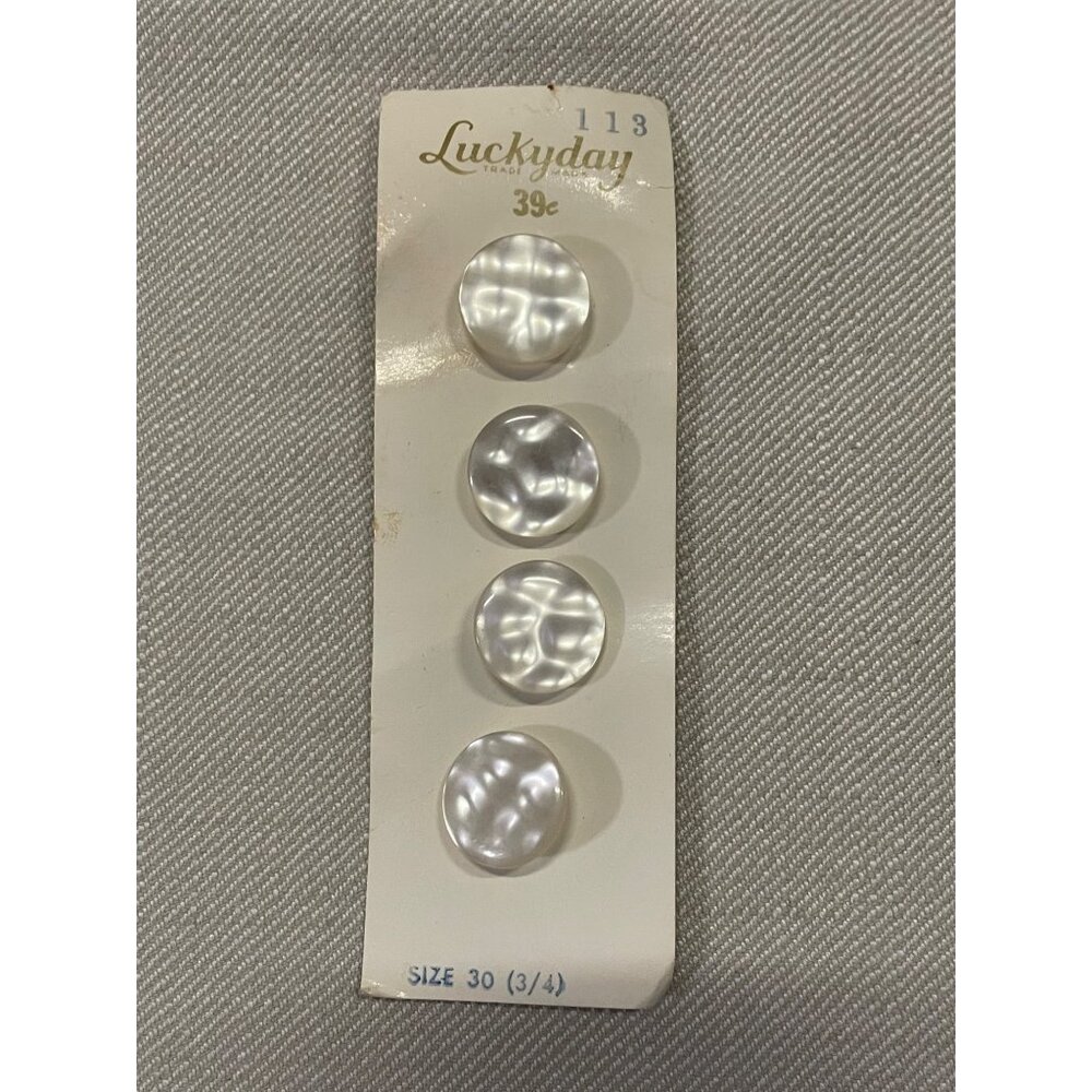 Vintage Luckyday Pearl Buttons NEW Old Stock Set of 4 113 Size 30 (3/4) - Picture 2 of 10